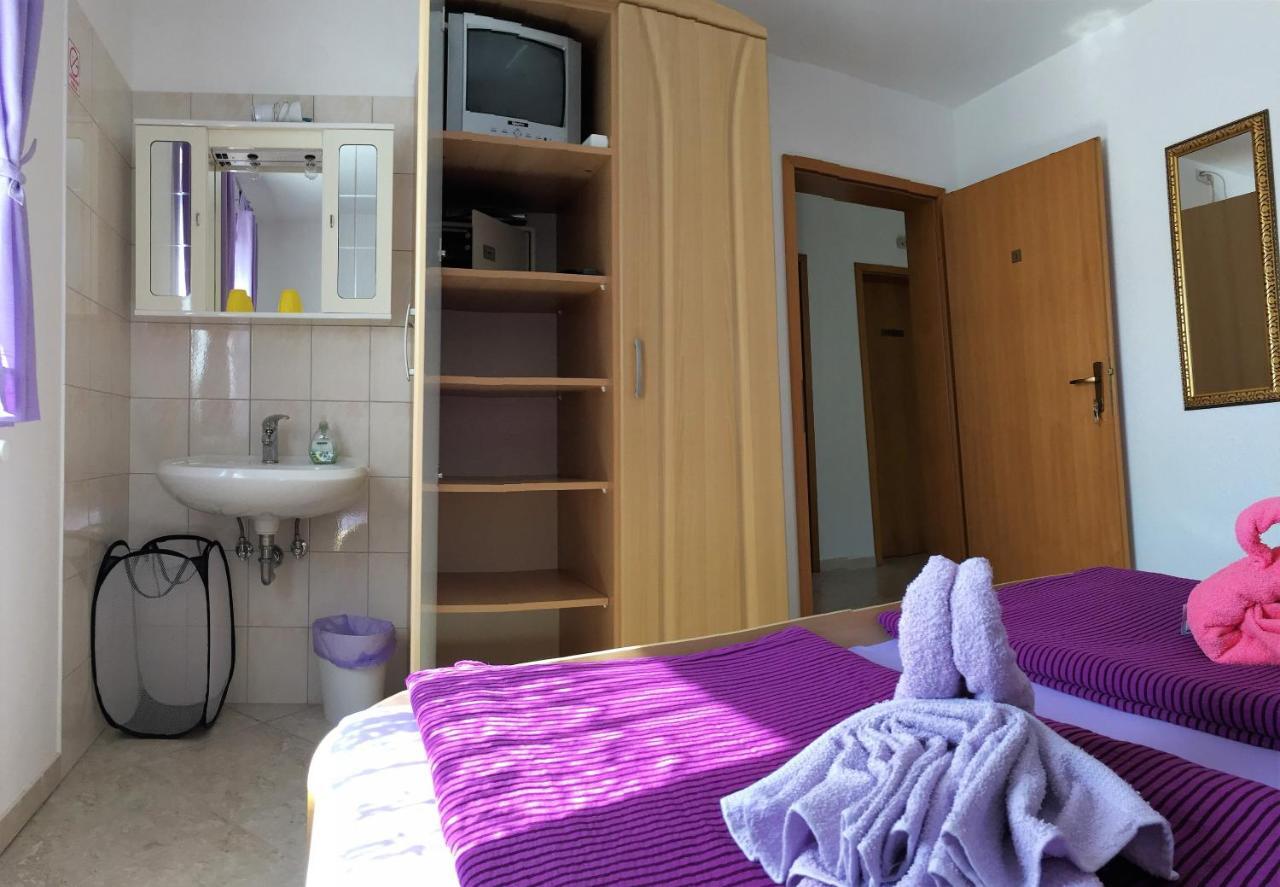 Pension Nina Umag Exteriör bild